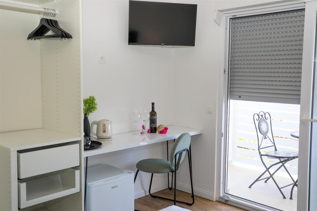 Stella Maris, Hvar - Rooms With A Balcony And A Stunning Sea View Hvar Town Exterior foto
